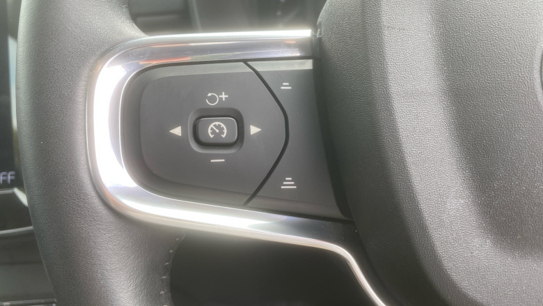 Volvo Xc40 1.5 T3 [163] Inscription Pro 5dr Geartronic Petrol Estate